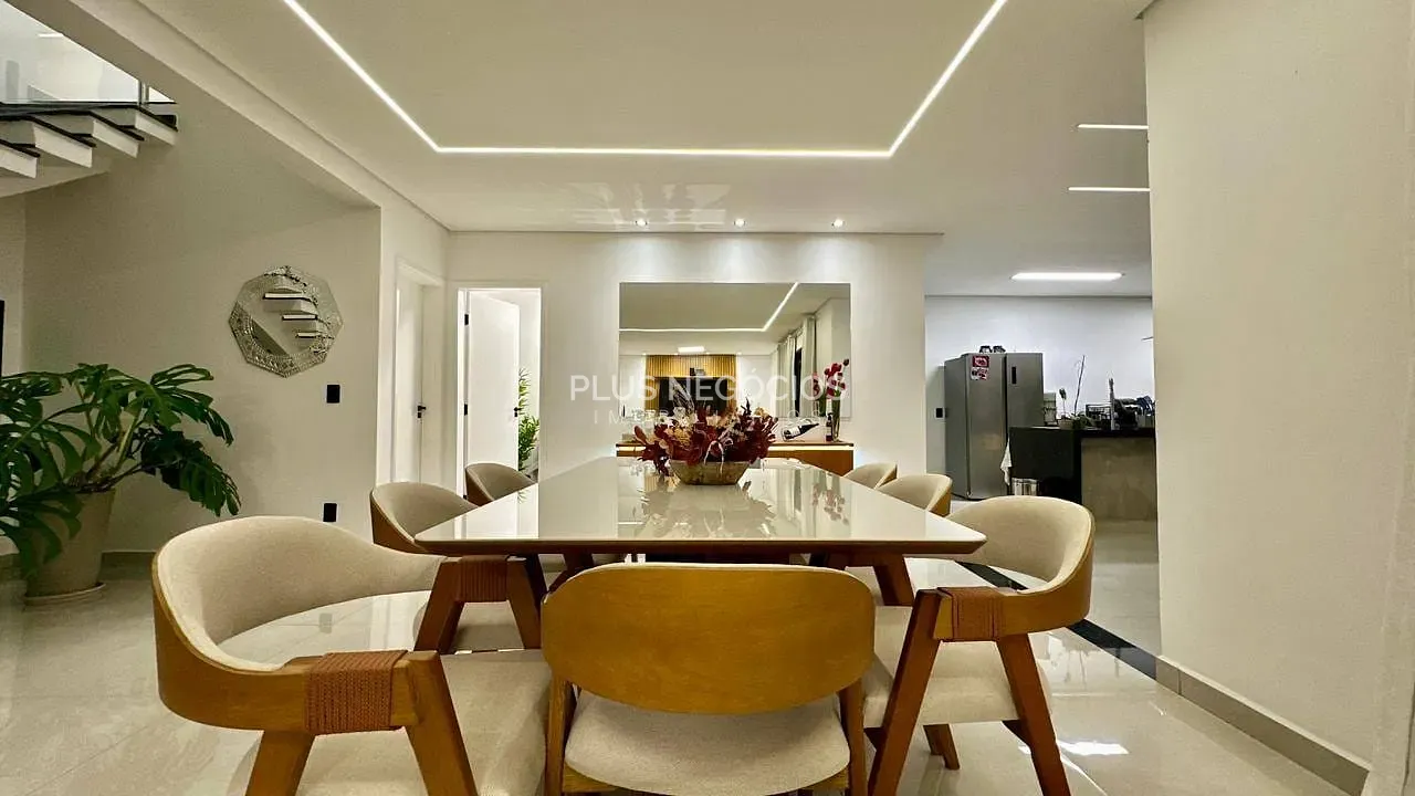 Casa, 3 quartos, 280 m² - Foto 19