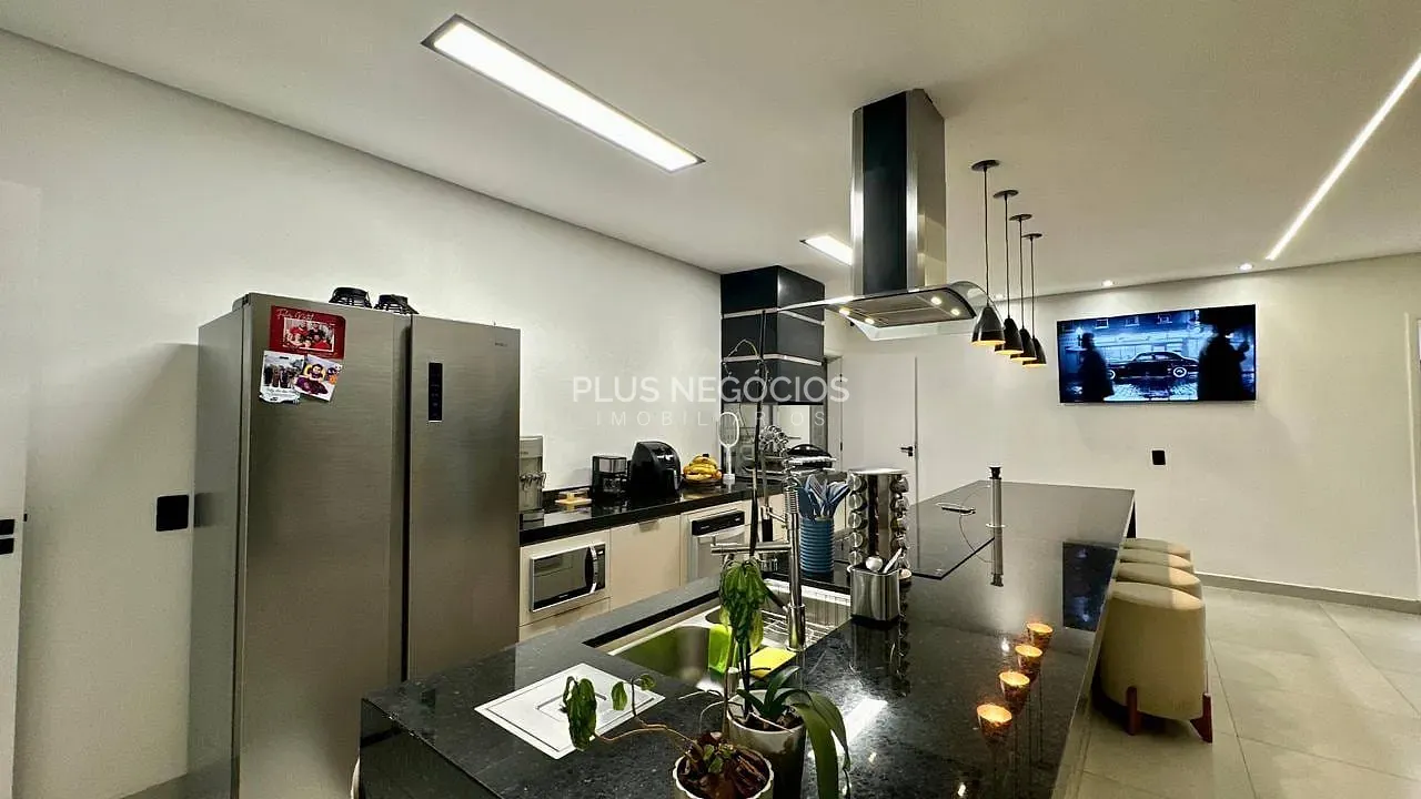 Casa, 3 quartos, 280 m² - Foto 24