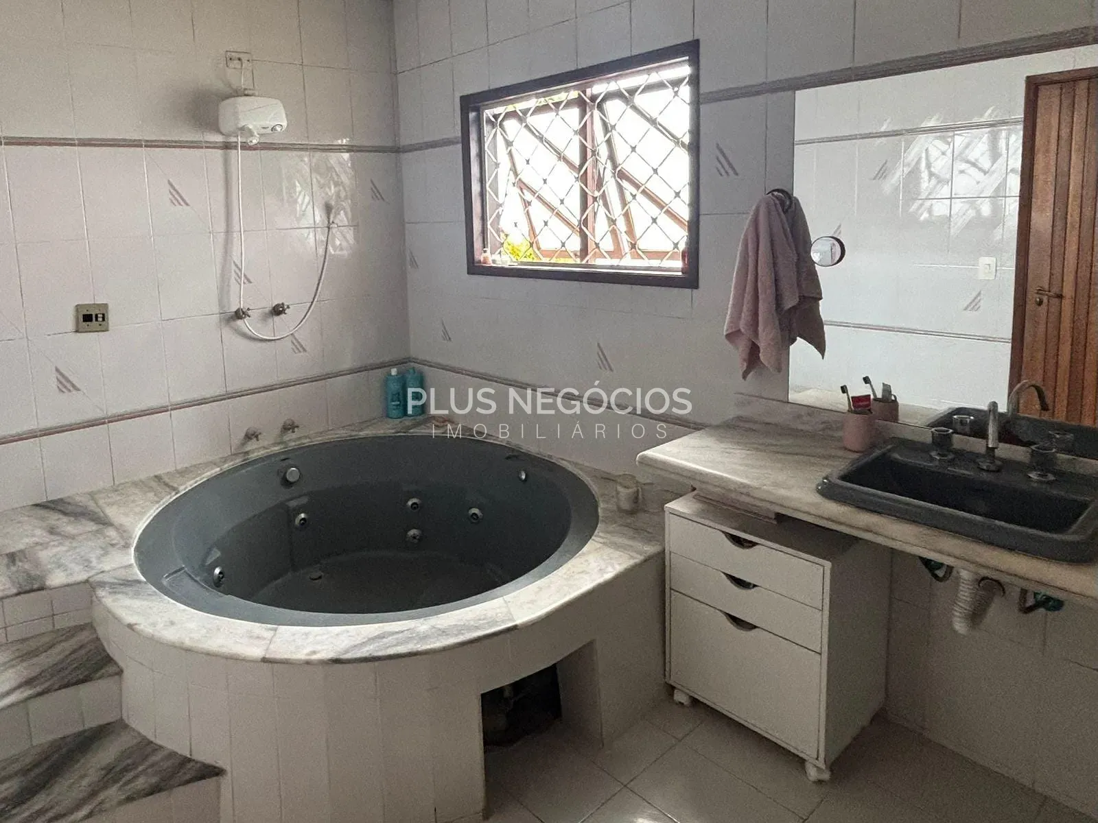 Casa, 4 quartos, 369 m² - Foto 20
