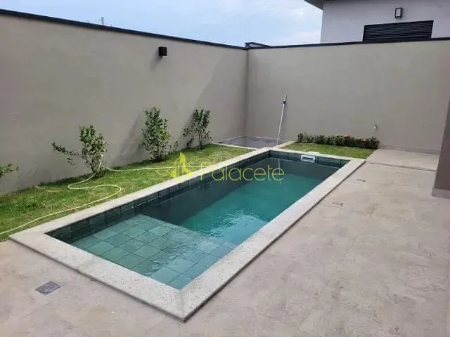 Casa com 250m² 4 quartos e 5 banheiros, à venda, no bairro Loteamento Floresta em São José dos Campos