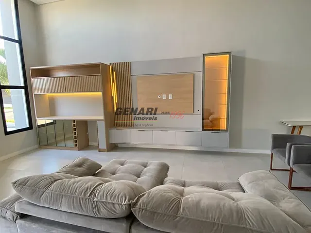 Casa com 300m² 3 quartos e 5 banheiros, à venda, no bairro Jardins Di Roma em Indaiatuba