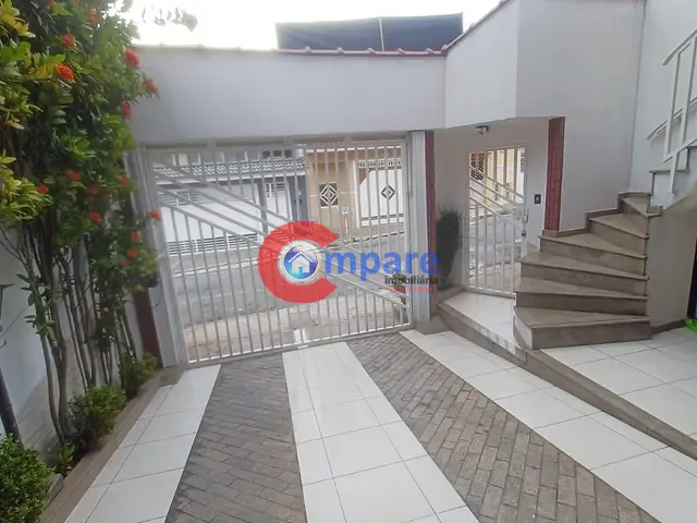 Casa 4 quartos e 3 banheiros, à venda ou para alugar, no bairro Vila Rosália em Guarulhos