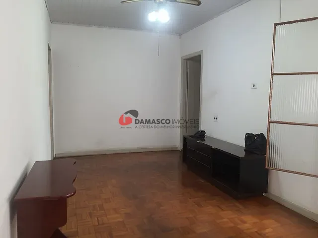 Casa 2 quartos e 1 banheiro, à venda, no bairro Olímpico em São Caetano do Sul