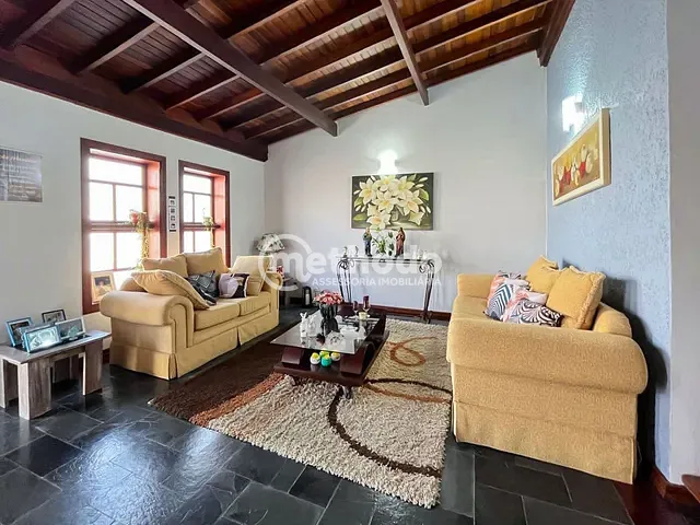 Casa com 480m² 3 quartos e 3 banheiros, à venda, no bairro Loteamento Caminhos de San Conrado (Sousas) em Campinas