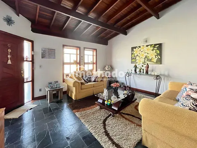 Casa com 480m² 3 quartos e 3 banheiros, à venda, no bairro Loteamento Caminhos de San Conrado (Sousas) em Campinas