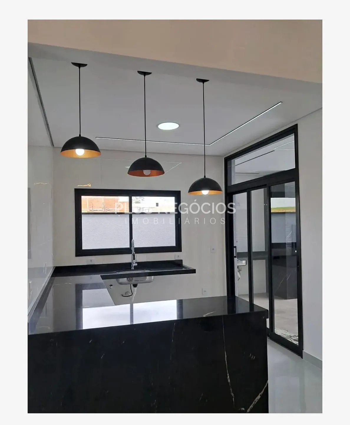 Casa, 3 quartos, 137 m² - Foto 2