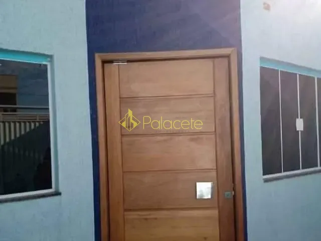 Casa com 200m² 2 quartos e 2 banheiros, à venda, no bairro Residencial Pasin em Pindamonhangaba