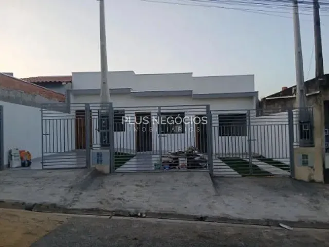 Casa 2 quartos e 1 banheiro, à venda, no bairro Parque São Bento em Sorocaba