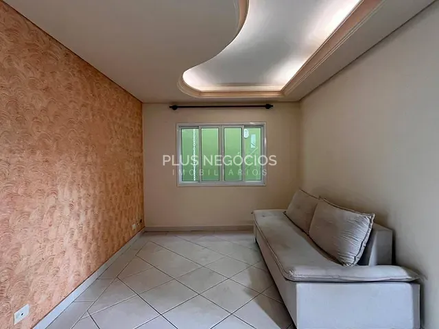 Casa com 250m² 3 quartos e 5 banheiros, à venda ou para alugar, no bairro Granja Olga II em Sorocaba