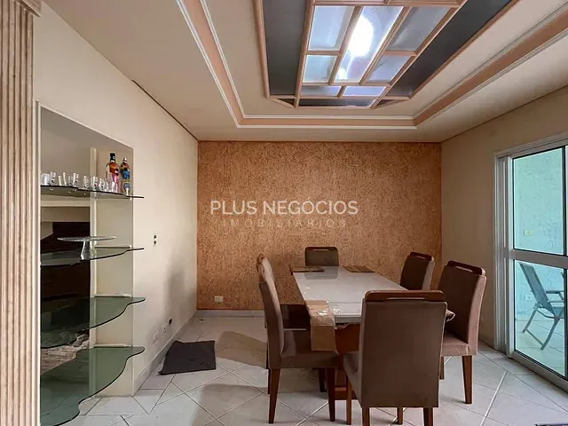 Casa com 250m² 3 quartos e 5 banheiros, à venda ou para alugar, no bairro Granja Olga II em Sorocaba
