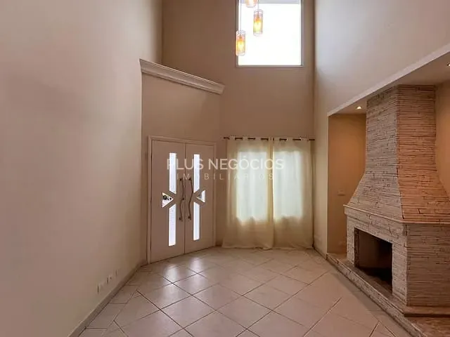 Casa com 250m² 3 quartos e 5 banheiros, à venda ou para alugar, no bairro Granja Olga II em Sorocaba