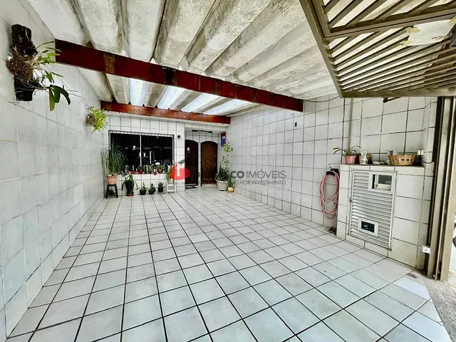 Casa com 250m² 3 quartos e 2 banheiros, à venda, no bairro Vila Eldízia em Santo André