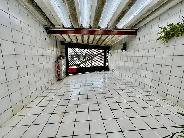 Casa com 250m² 3 quartos e 2 banheiros, à venda, no bairro Vila Eldízia em Santo André