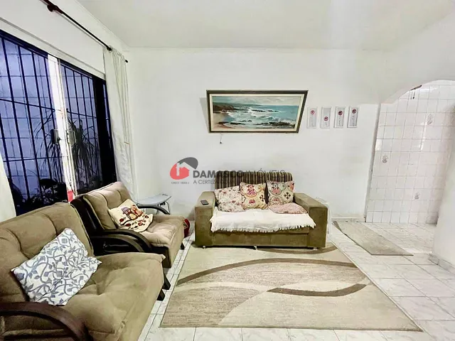 Casa com 250m² 3 quartos e 2 banheiros, à venda, no bairro Vila Eldízia em Santo André