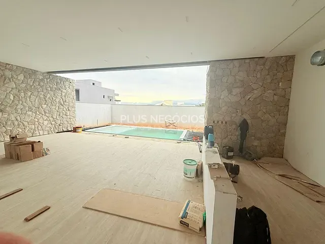 Casa com 420m² 4 quartos e 6 banheiros, à venda, no bairro Alphaville Nova Esplanada em Votorantim