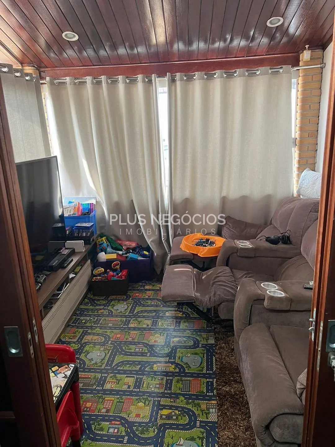 Casa, 3 quartos, 245 m² - Foto 20