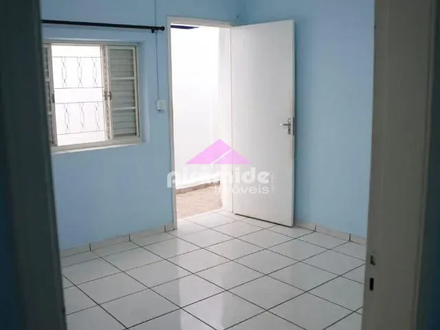 Casa com 250m², à venda, no bairro Centro em São José dos Campos