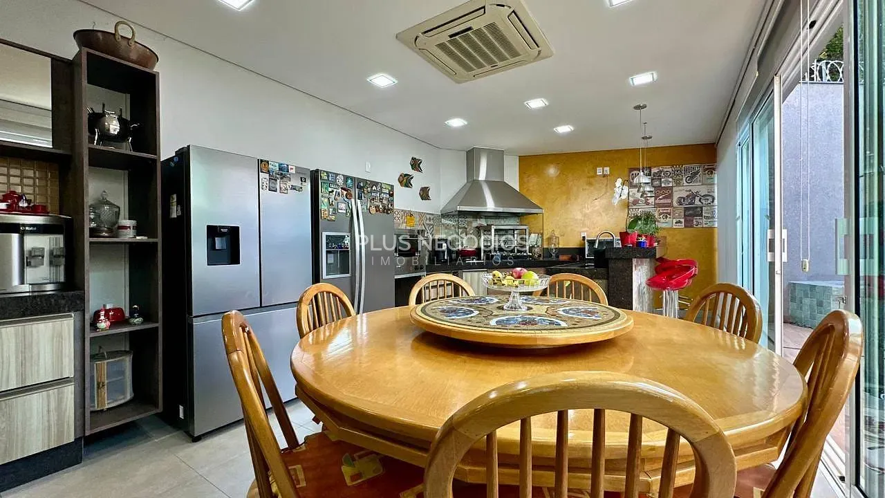 Casa, 4 quartos, 320 m² - Foto 11