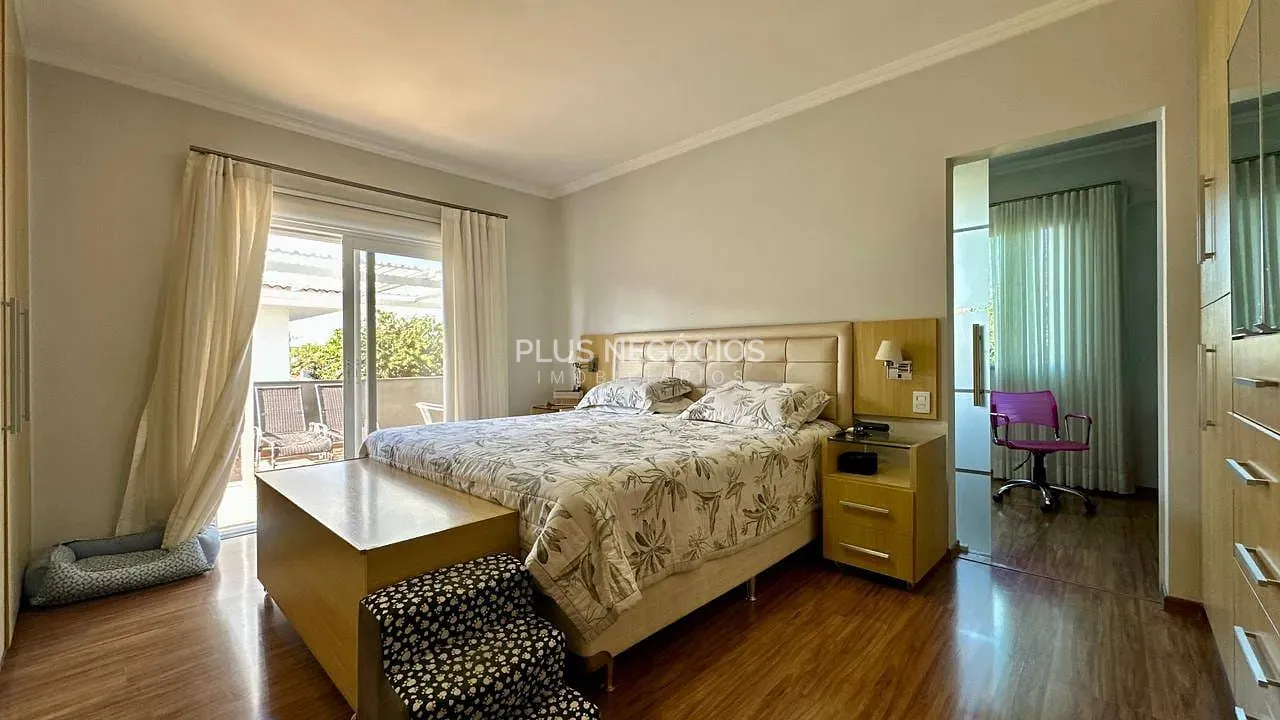 Casa, 4 quartos, 320 m² - Foto 24