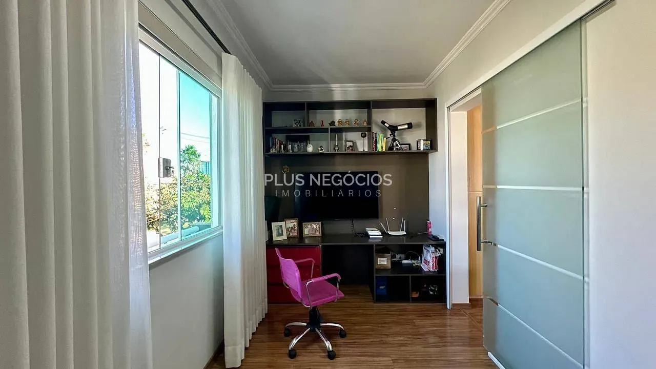 Casa, 4 quartos, 320 m² - Foto 29