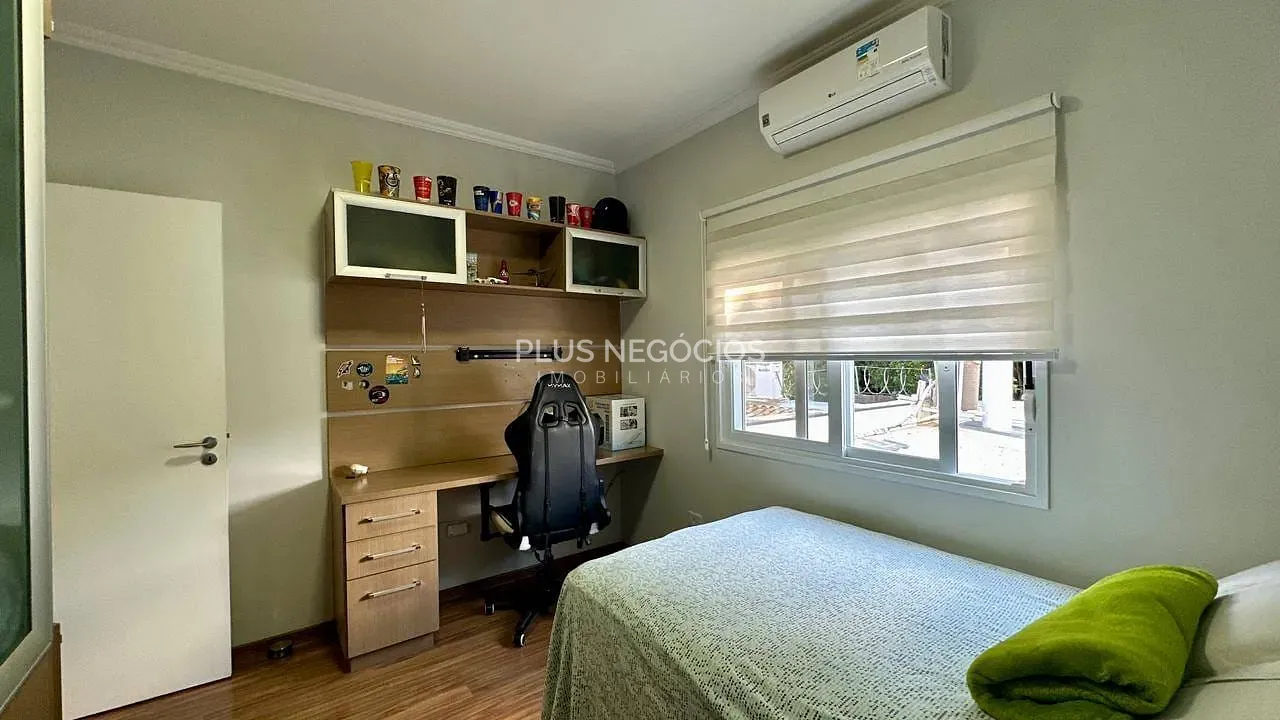 Casa, 4 quartos, 320 m² - Foto 39