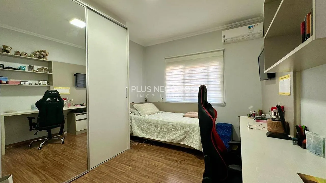 Casa, 4 quartos, 320 m² - Foto 42