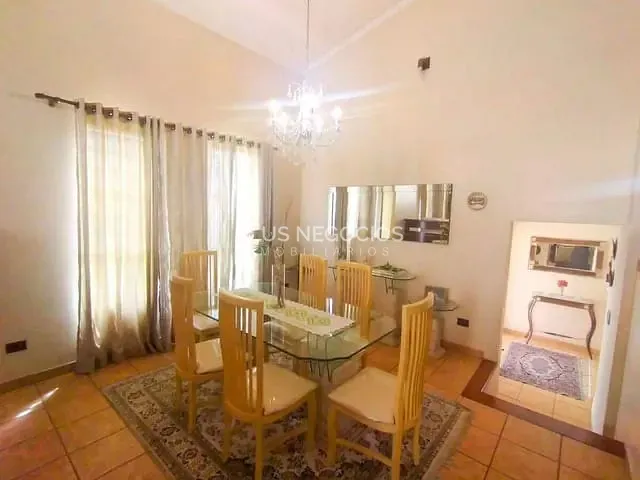 Casa com 361m² 4 quartos e 4 banheiros, à venda, no bairro Jardim Paraíso em Votorantim