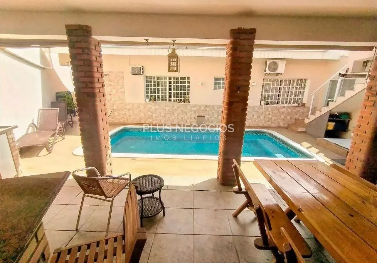 Casa, 4 quartos, 330 m² - Foto 3