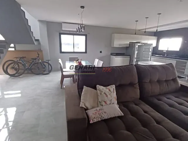 Casa com 1200m² 4 quartos e 5 banheiros, para alugar, no bairro Jardim Quintas da Terracota em Indaiatuba