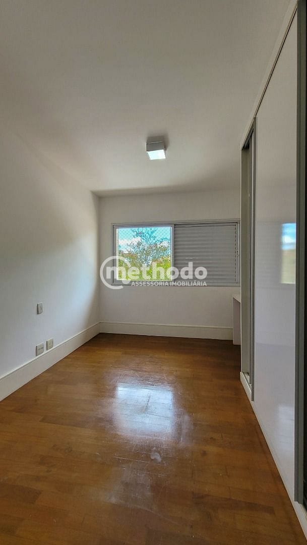 Casa, 4 quartos, 380 m² - Foto 22