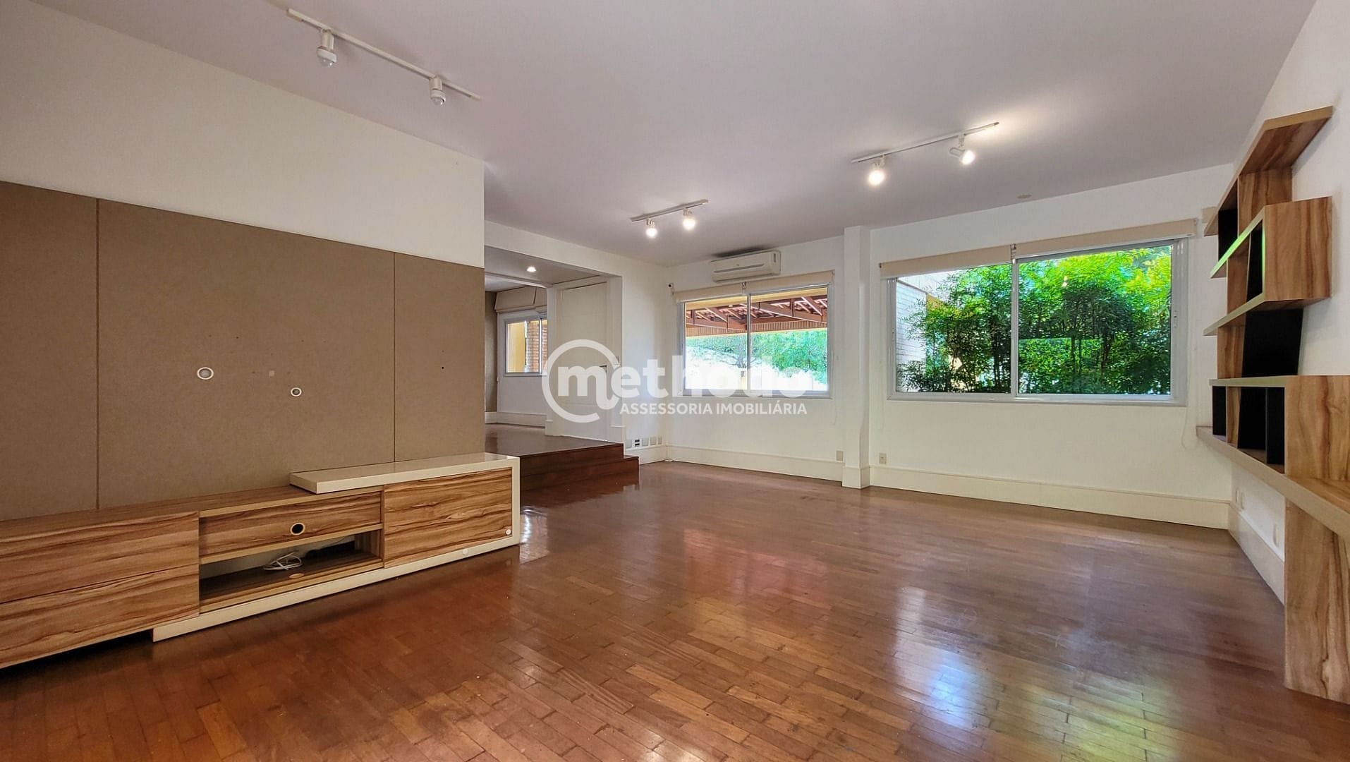 Casa, 4 quartos, 380 m² - Foto 9