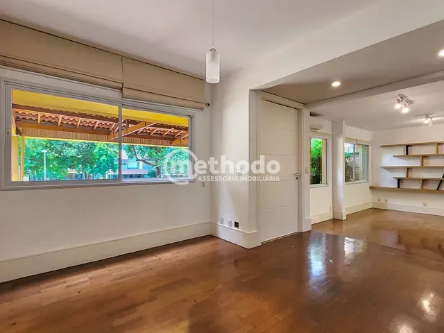 Casa com 350m² 4 quartos e 4 banheiros, à venda ou para alugar, no bairro Parque Taquaral em Campinas