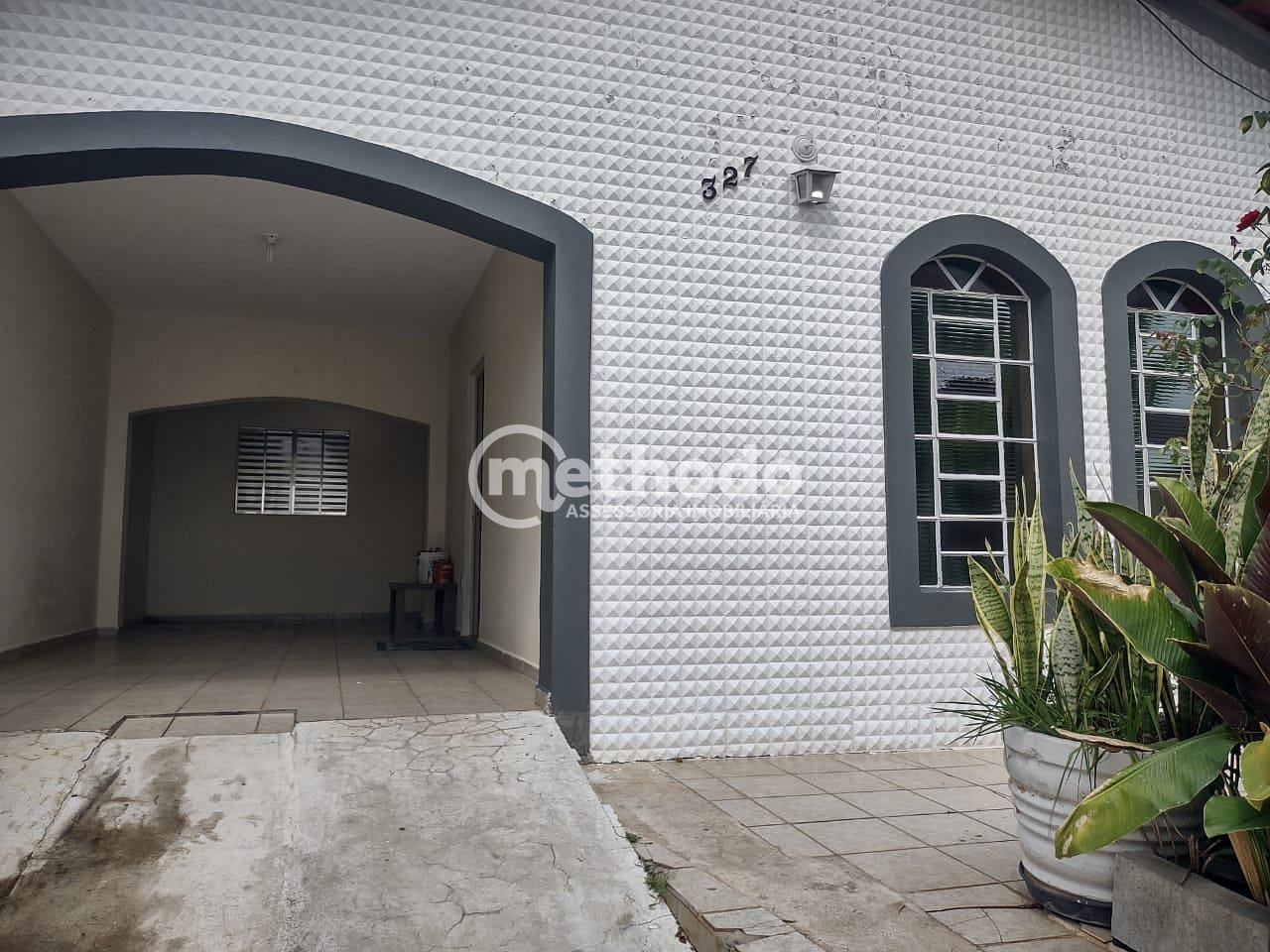 Casa, 3 quartos, 203 m² - Foto 2