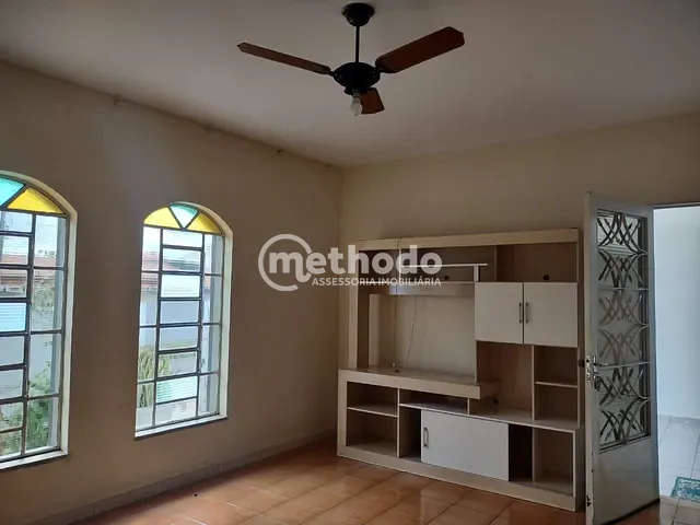 Casa com 300m² 3 quartos e 1 banheiro, à venda, no bairro Jardim Campos Eliseos em Campinas