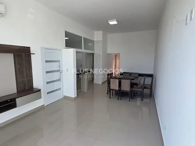 Casa com 200m² 4 quartos e 4 banheiros, à venda ou para alugar, no bairro Wanel Ville em Sorocaba