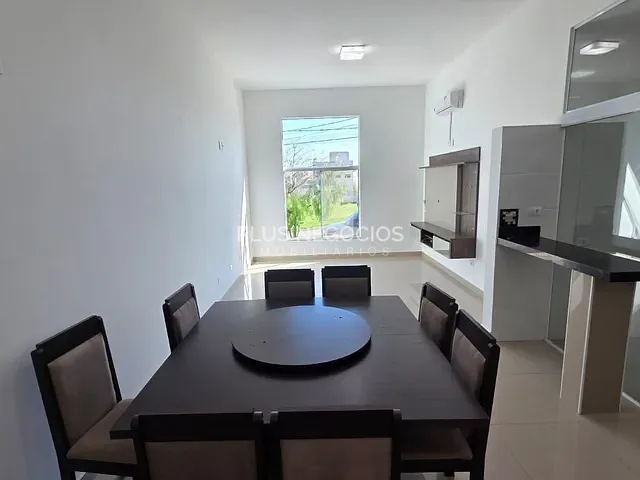 Casa com 200m² 4 quartos e 4 banheiros, à venda ou para alugar, no bairro Wanel Ville em Sorocaba