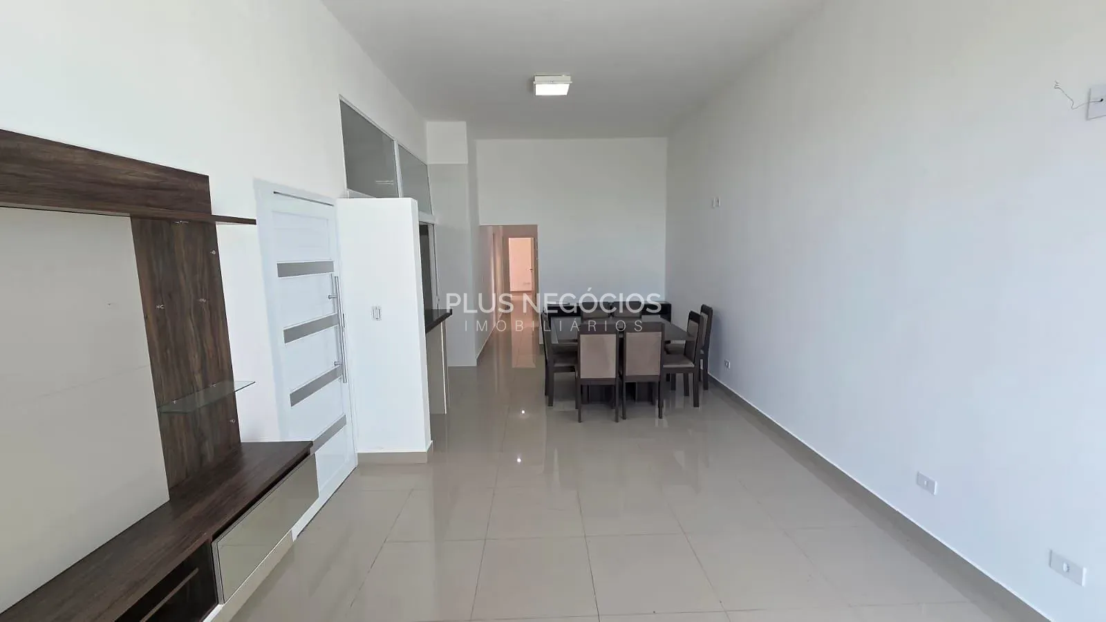 Casa, 4 quartos, 200 m² - Foto 1
