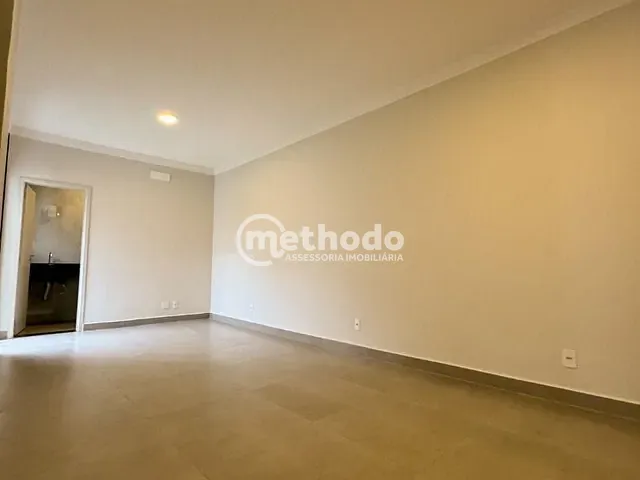 Casa com 250m² 3 quartos e 2 banheiros, à venda, no bairro Parque Olívio Franceschini em Hortolândia