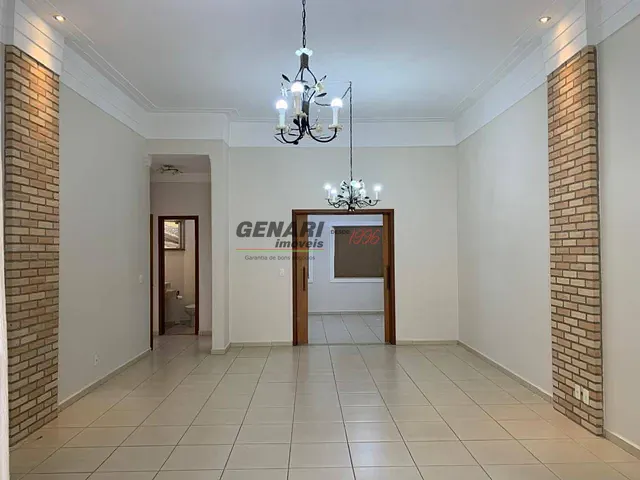 Casa com 360m² 3 quartos e 4 banheiros, à venda, no bairro Vila Suíça em Indaiatuba