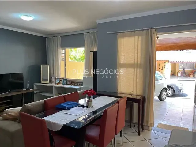 Casa com 115m² 3 quartos e 2 banheiros, à venda, no bairro Jardim São Conrado em Sorocaba