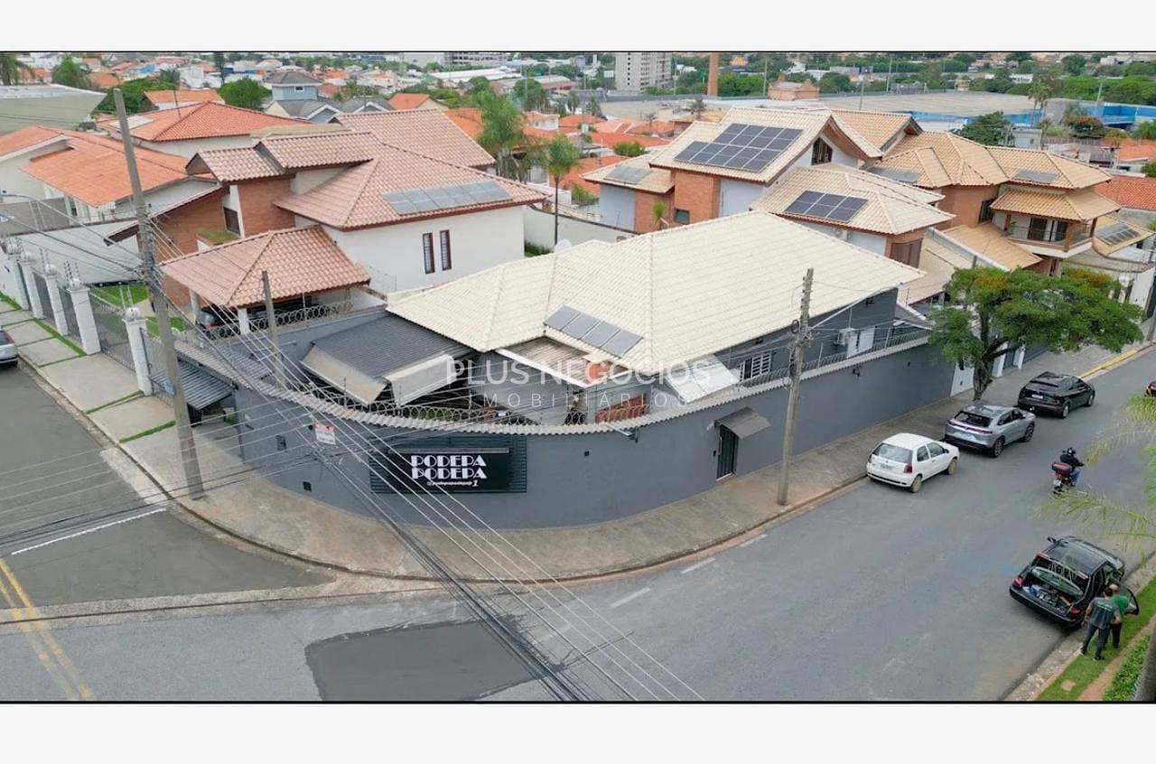 Casa, 3 quartos, 305 m² - Foto 1