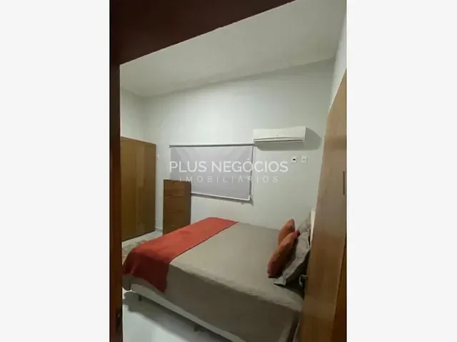 Casa com 305m² 3 quartos e 3 banheiros, à venda, no bairro Jardim Santa Rosália em Sorocaba