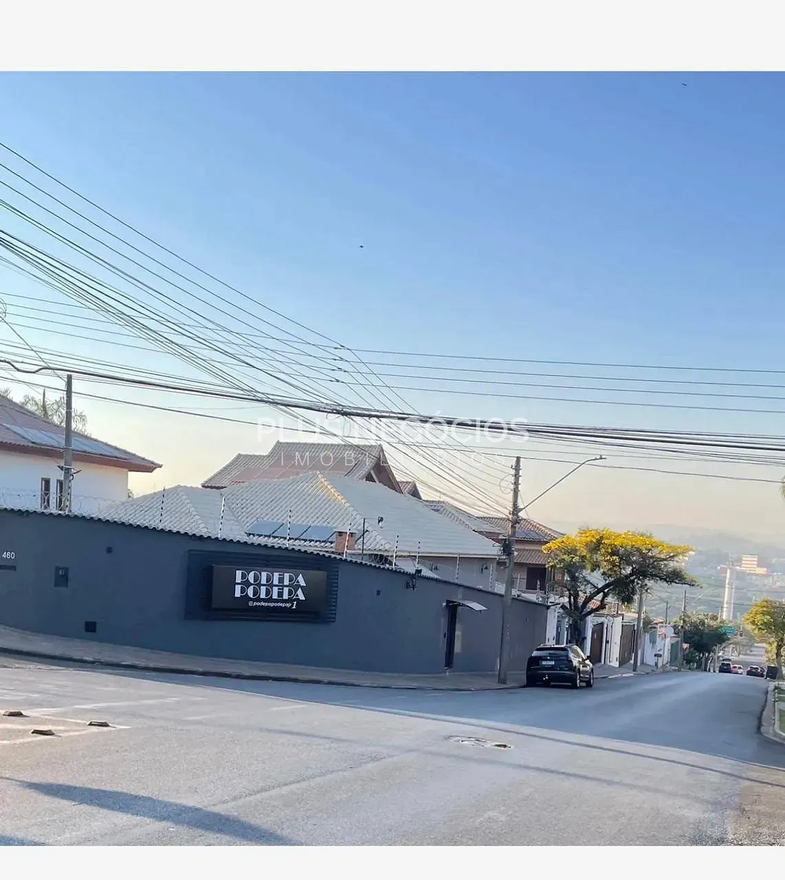Casa, 3 quartos, 305 m² - Foto 1
