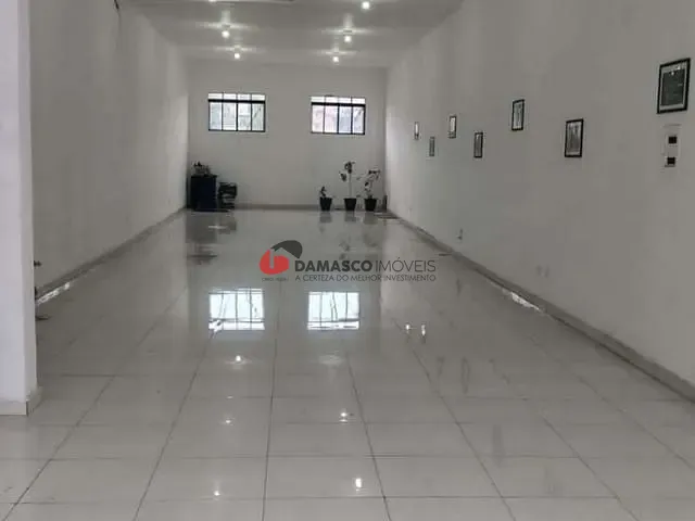 Casa 2 quartos e 3 banheiros, à venda, no bairro Jardim Utinga em Santo André