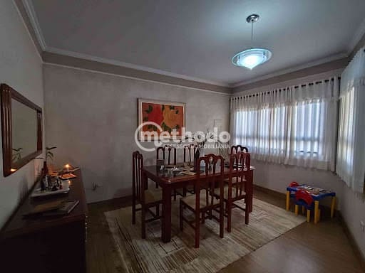 Casa, 3 quartos, 267 m² - Foto 13
