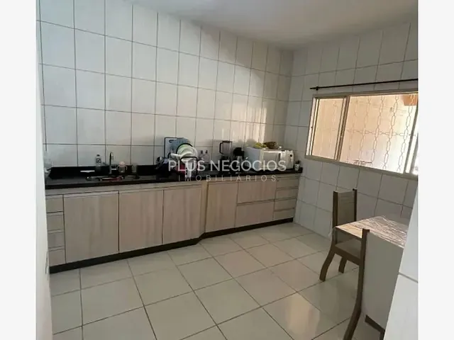Casa 2 quartos e 2 banheiros, à venda, no bairro Jardim Itália em Sorocaba