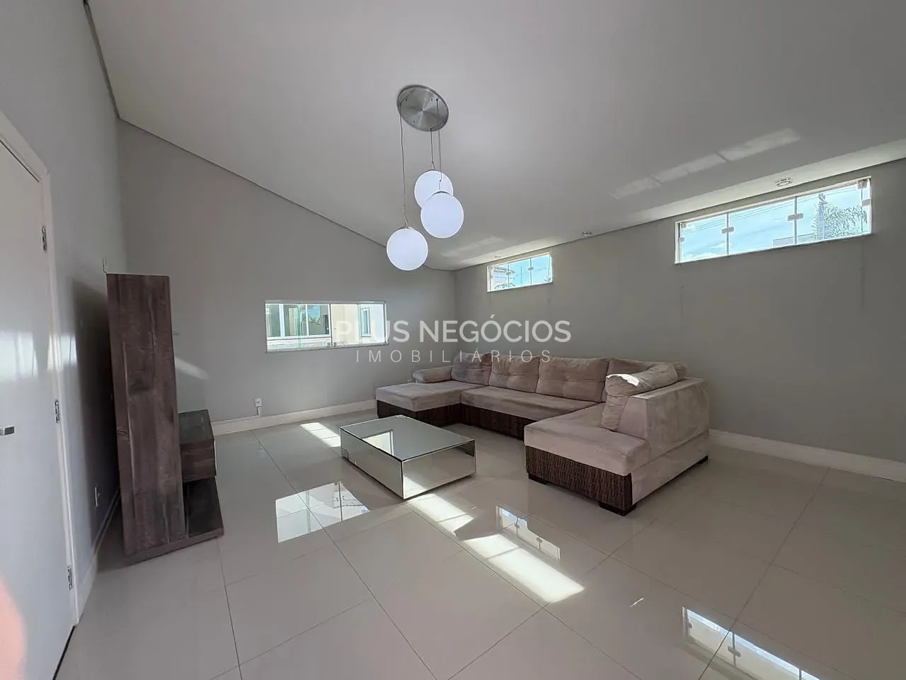 Casa, 4 quartos, 427 m² - Foto 1