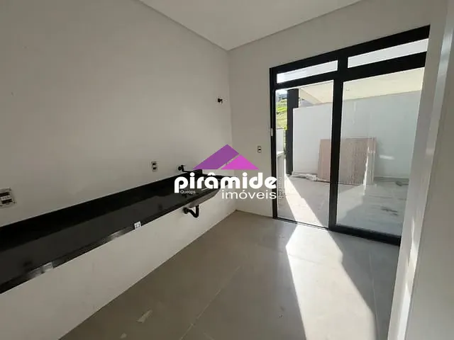 Casa com 640m² 4 quartos e 7 banheiros, à venda, no bairro Urbanova em São José dos Campos