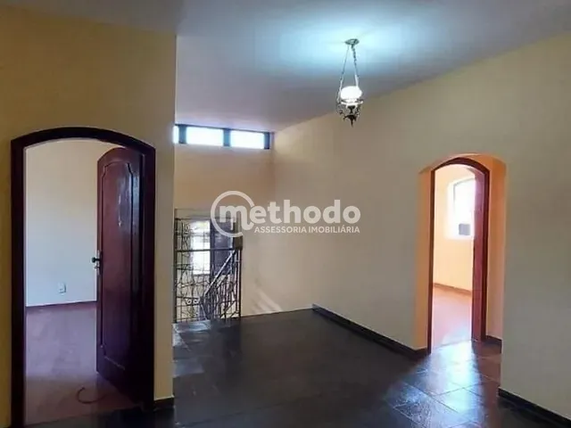 Casa com 508m² 4 quartos e 4 banheiros, à venda, no bairro Parque São Quirino em Campinas