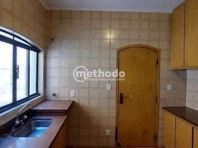 Casa com 508m² 4 quartos e 4 banheiros, à venda, no bairro Parque São Quirino em Campinas